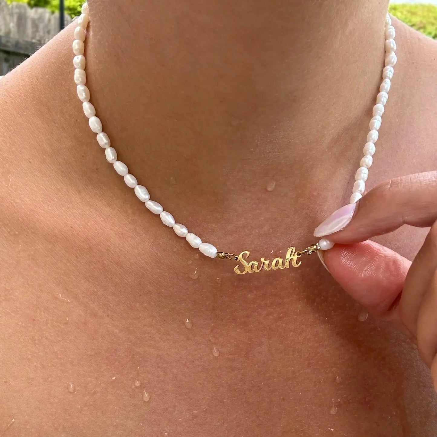 Customizable Necklace with Name and Freshwater Pearls