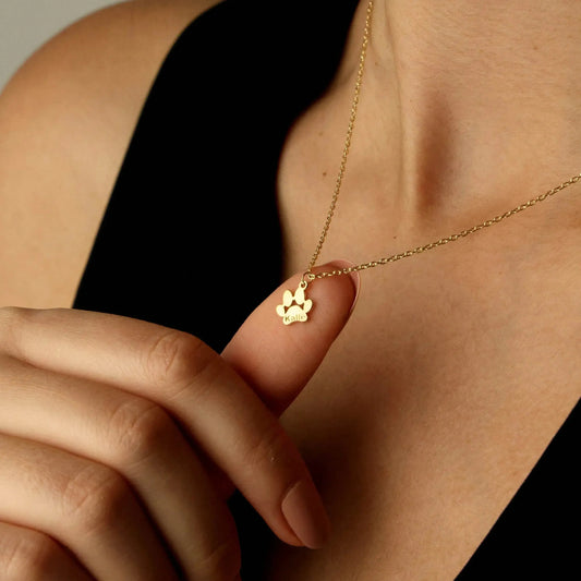Personalized necklace with name and paw  NostalgiaJewels